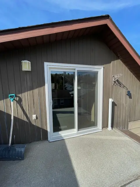 White Buckingham Patio Doors installed in northwestern Ontario, installation in all seasons, over 32 years in business, areas include Dryden, Kenora, Fort Frances, Sioux Lookout, Nestor Falls, Sioux Narrows.