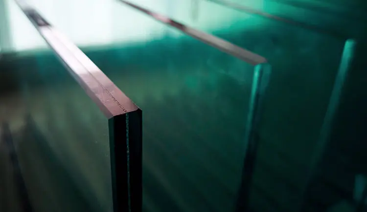 Laminated glass for sealed units