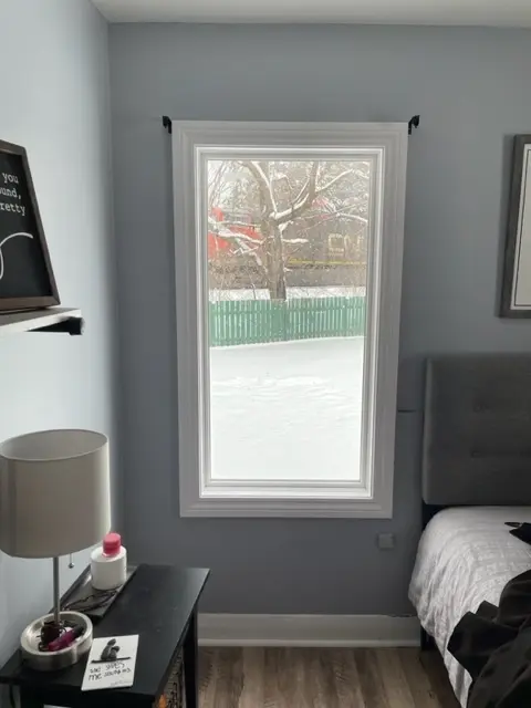 fixed windows, picture windows, stationary windows, non-opening windows, large glass windows, sealed unit windows, Thunder Bay windows, custom home windows, energy efficient fixed glass, Northwestern Ontario window installation