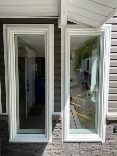 fixed windows, picture windows, stationary windows, non-opening windows, large glass windows, sealed unit windows, Thunder Bay windows, custom home windows, energy efficient fixed glass, Northwestern Ontario window installation