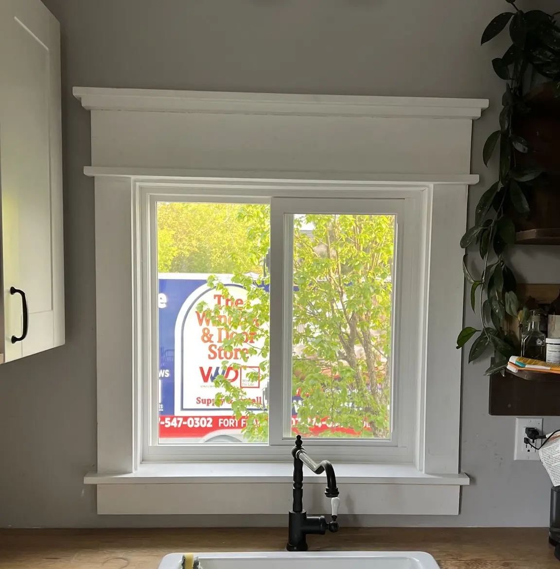 sliding windows, install and supply, Northwestern Ontario, Fort Frances, Kenora, Dryden, Sioux Lookout