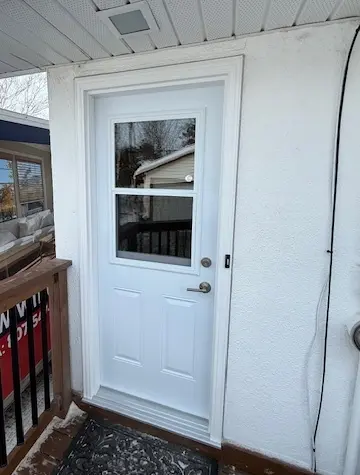 Entry Doors with Doorlite in Northwestern Ontario | Custom, Durable & Energy-Efficient, install and supply, Northwestern Ontario, Fort Frances, Kenora, Dryden, Sioux Lookout