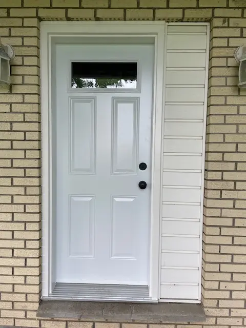 Entry Doors with Doorlite in Northwestern Ontario | Custom, Durable & Energy-Efficient, install and supply, Northwestern Ontario, Fort Frances, Kenora, Dryden, Sioux Lookout