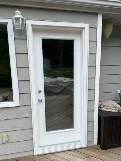 Entry Doors with Doorlite in Northwestern Ontario | Custom, Durable & Energy-Efficient, install and supply, Northwestern Ontario, Fort Frances, Kenora, Dryden, Sioux Lookout