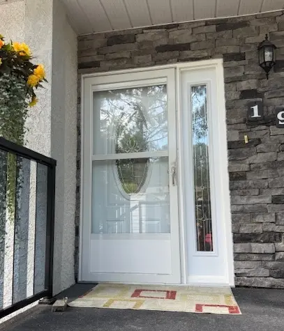 storm door, install and supply, Northwestern Ontario, Fort Frances, Kenora, Dryden, Sioux Lookout