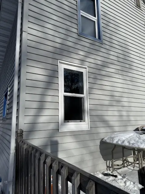 Windows installed, Fort Frances, Dryden, Kenora, Sioux Lookout,Double & Single Hung Windows