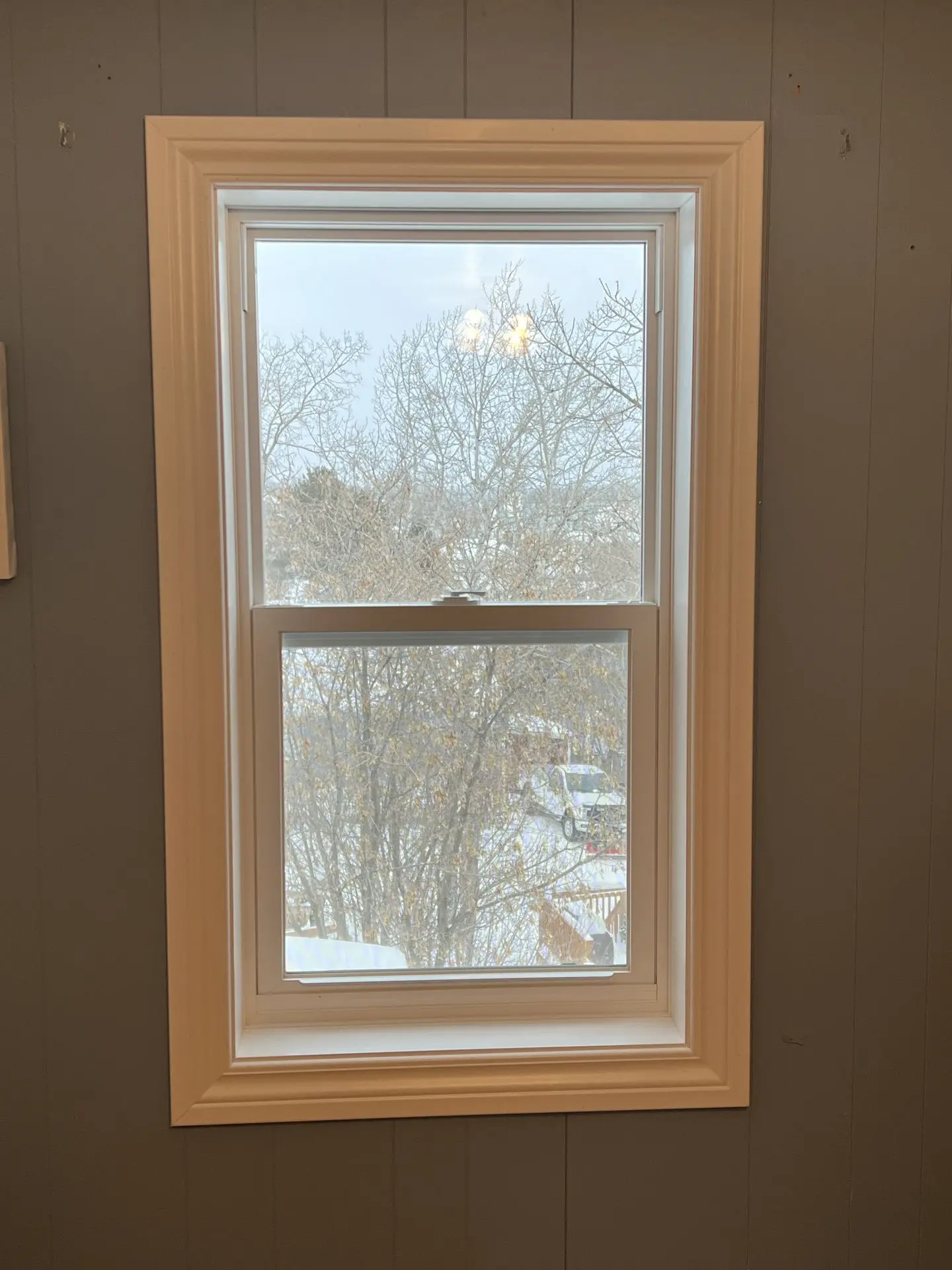 Windows installed, Fort Frances, Dryden, Kenora, Sioux Lookout,Double & Single Hung Windows