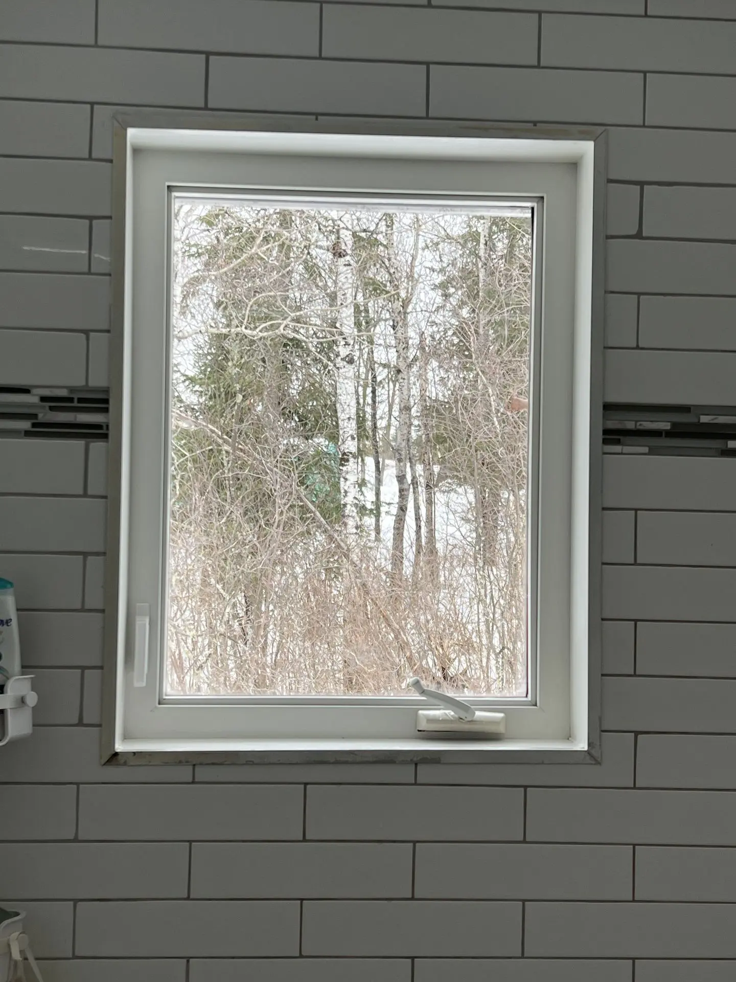 Awnings, Casements, install and supply, Northwestern Ontario, Fort Frances, Kenora, Dryden, Sioux Lookout