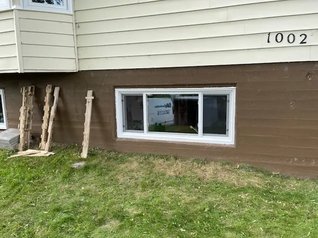 Windows, combination-shaped, energy efficient, install and supply, Northwestern Ontario, Fort Frances, Kenora, Dryden, Sioux Lookout