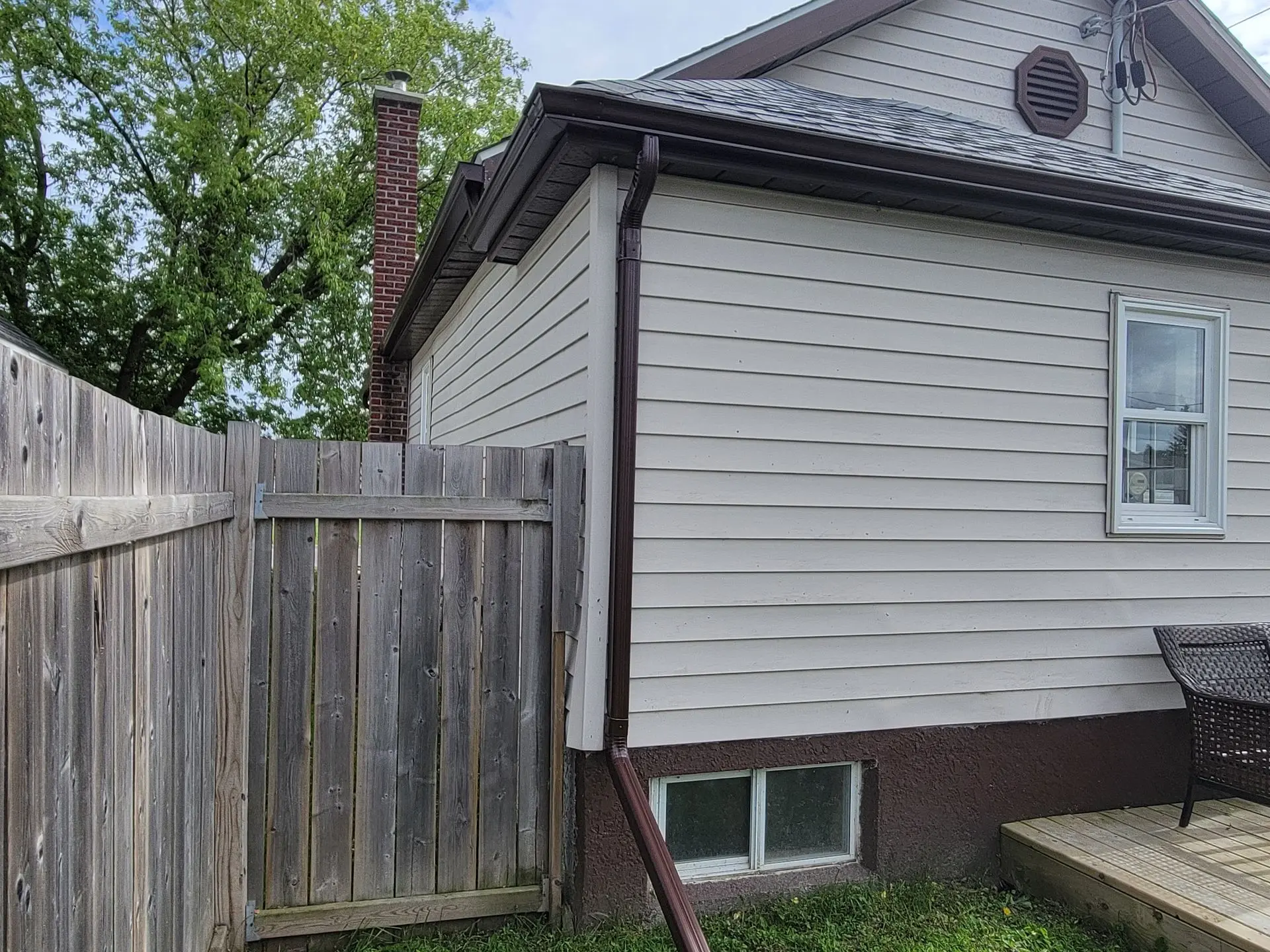 Gutters supply and install for the Fort Frances and Dryden area