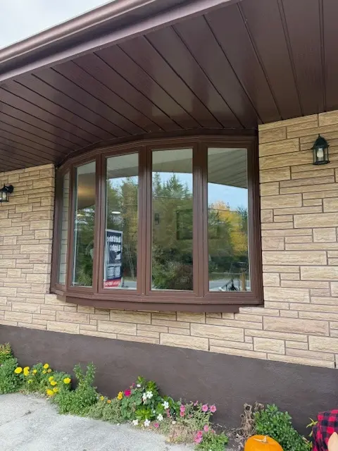 Windows, combination-shaped, energy efficient, install and supply, Northwestern Ontario, Fort Frances, Kenora, Dryden, Sioux Lookout