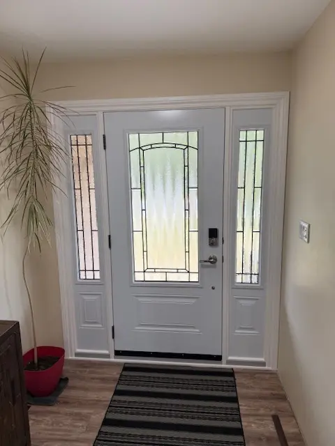 Entry Doors with Doorlite in Northwestern Ontario | Custom, Durable & Energy-Efficient, install and supply, Northwestern Ontario, Fort Frances, Kenora, Dryden, Sioux Lookout