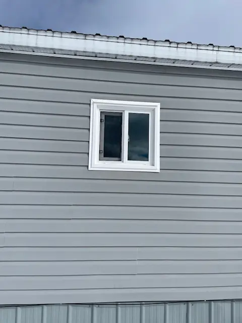 Single Slider Window, White Vinyl Window, Fort Frances, Kenora, Dryden, Sioux Lookout, Ontario, Canada, Northwestern Ontario, Installation, Supply